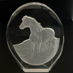 It is beautifully crafted and illuminates beautifully under lighting.